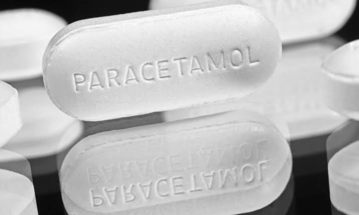 Paracetamol: মুঠোমুঠো প্যারাসিটামল খাওয়ার অভ্যেস! কী ক্ষতি হচ্ছে জানেন?