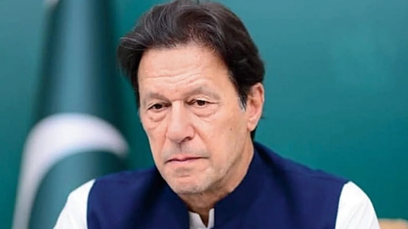 Imran Khan: আস্থা ভোটের বিরুদ্ধে ফের পিটিশন ইমরানের! গদি বাঁচল আপাতত?