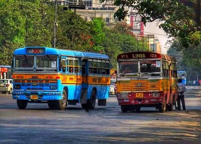 Bus Fare: বাড়বে বেসরকারি বাস-মিনিবাসের ভাড়া! কী জানাল কলকাতা হাইকোর্ট?