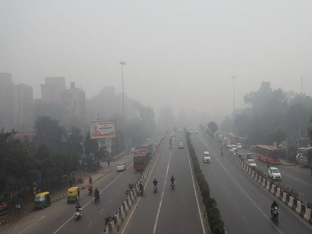 Delhi Weather: ঘন কুয়াশায় ঢাকল দিল্লির আকাশ, সেপ্টেম্বরের শুরুতে কীসের ইঙ্গিত?