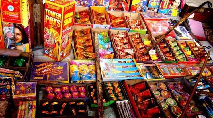 Fire Crackers: ২ মাসের জন্য নিষিদ্ধ বাজি উৎপাদন-মজুত! কী নির্দেশ বারুইপুর পুলিশের?