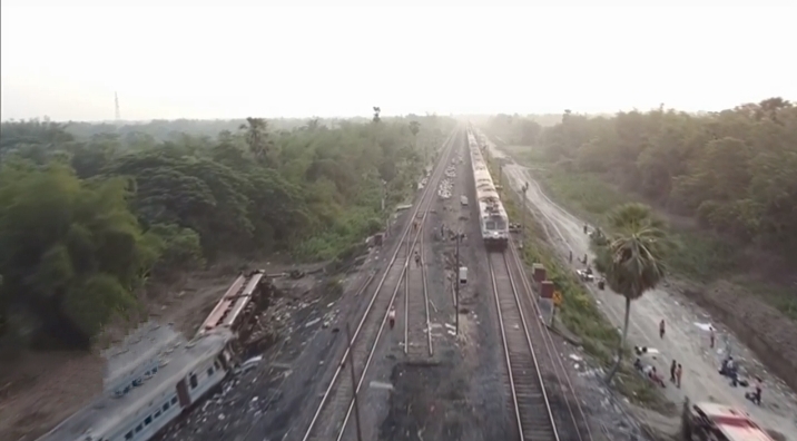 Balasore Train: বালেশ্বরে ৫১ ঘণ্টা পরে অবশেষে শুরু রেল চলাচল