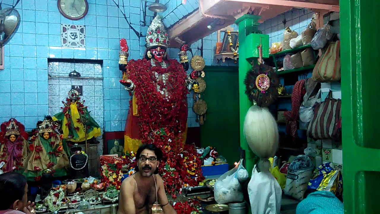 Kali Puja: জোর কদমে চলছে পুজোর প্রস্তুতি, জানেন ফিরিঙ্গি কালীবাড়ির পুজোর বৈশিষ্ট্য?