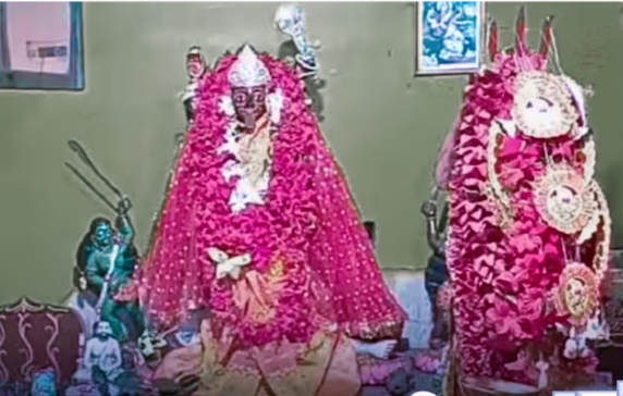 Kali Puja: বন্দেমাতরম মন্ত্রে পুজো! জানেন ভবানী পাঠকের কালী’র বৈশিষ্ট্য?