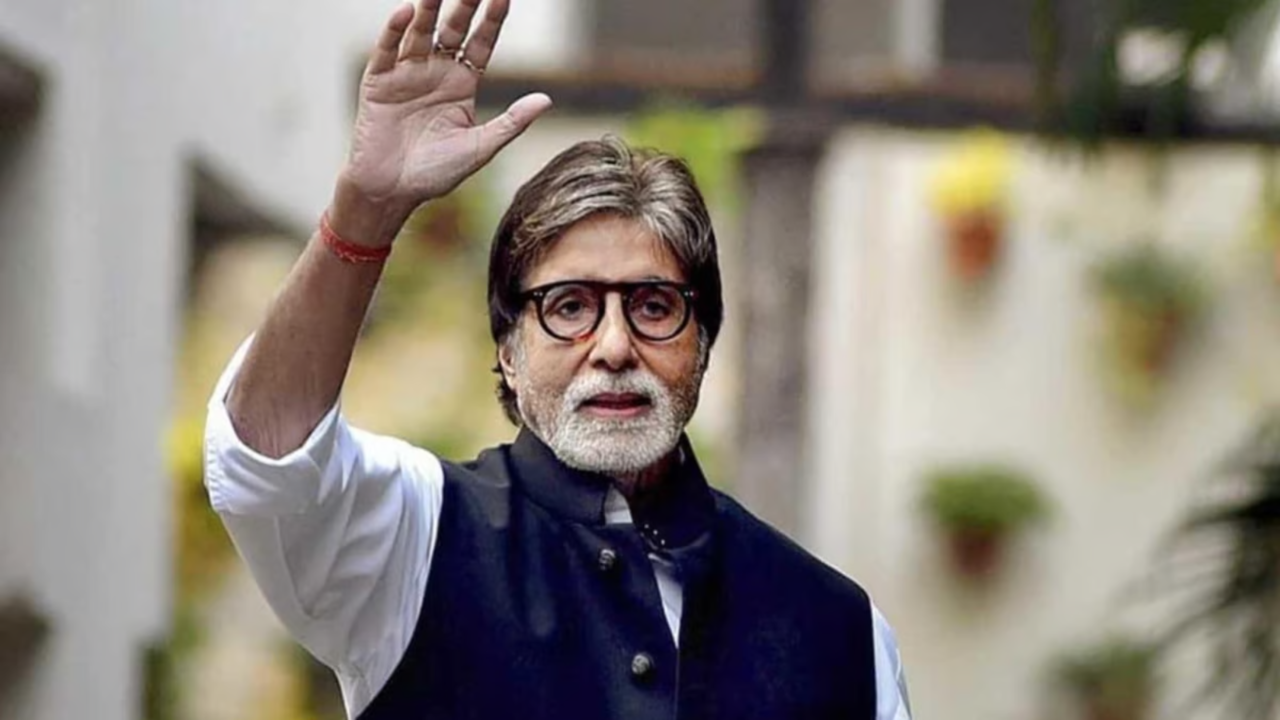 Amitabh Bachchan: ‘ভুয়ো’ অসুস্থতার খবর! মুম্বইয়ে বহালতবিয়তে বিগ’বি