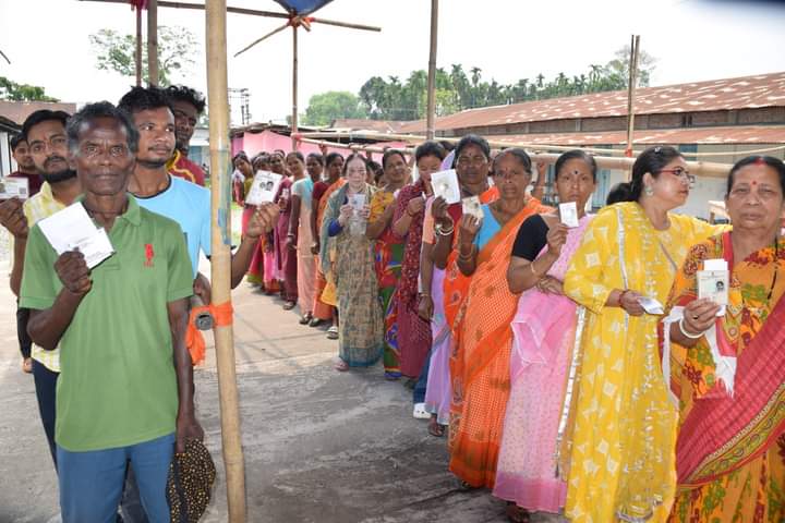 Loksabha Election: গোটা দেশে ভোটদানের নিরিখ এগিয়ে বাংলা! কী জানাচ্ছে কমিশন?